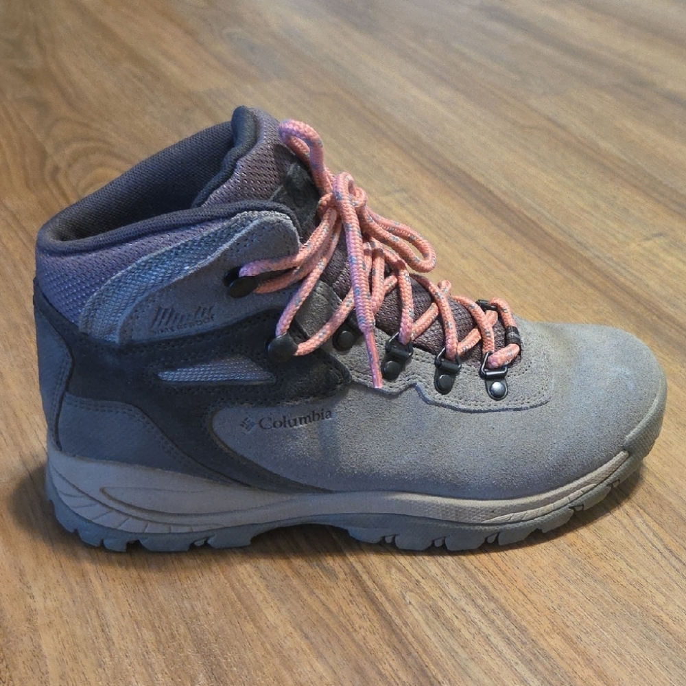 Columbia Women's Newton Ridge Plus Waterproof Amped Hiking Boot